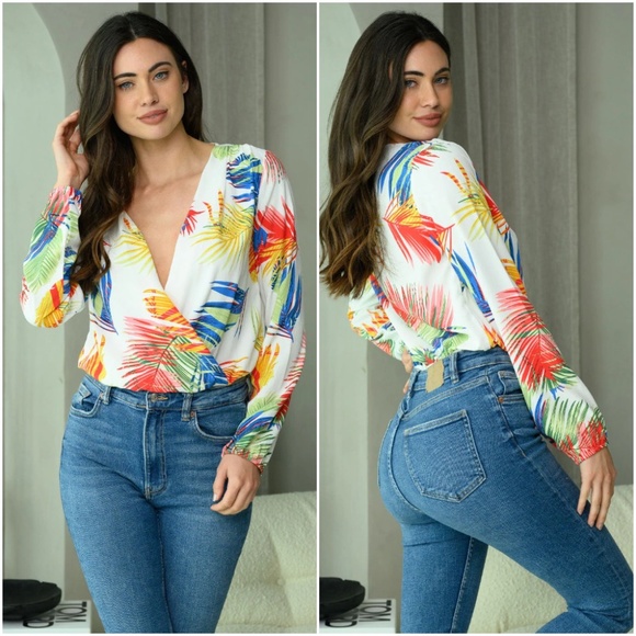 Trend Setter Diva Boutique Tops - LONG SLEEVE LEAF MULTI PRINT SURPLICE BODYSUIT